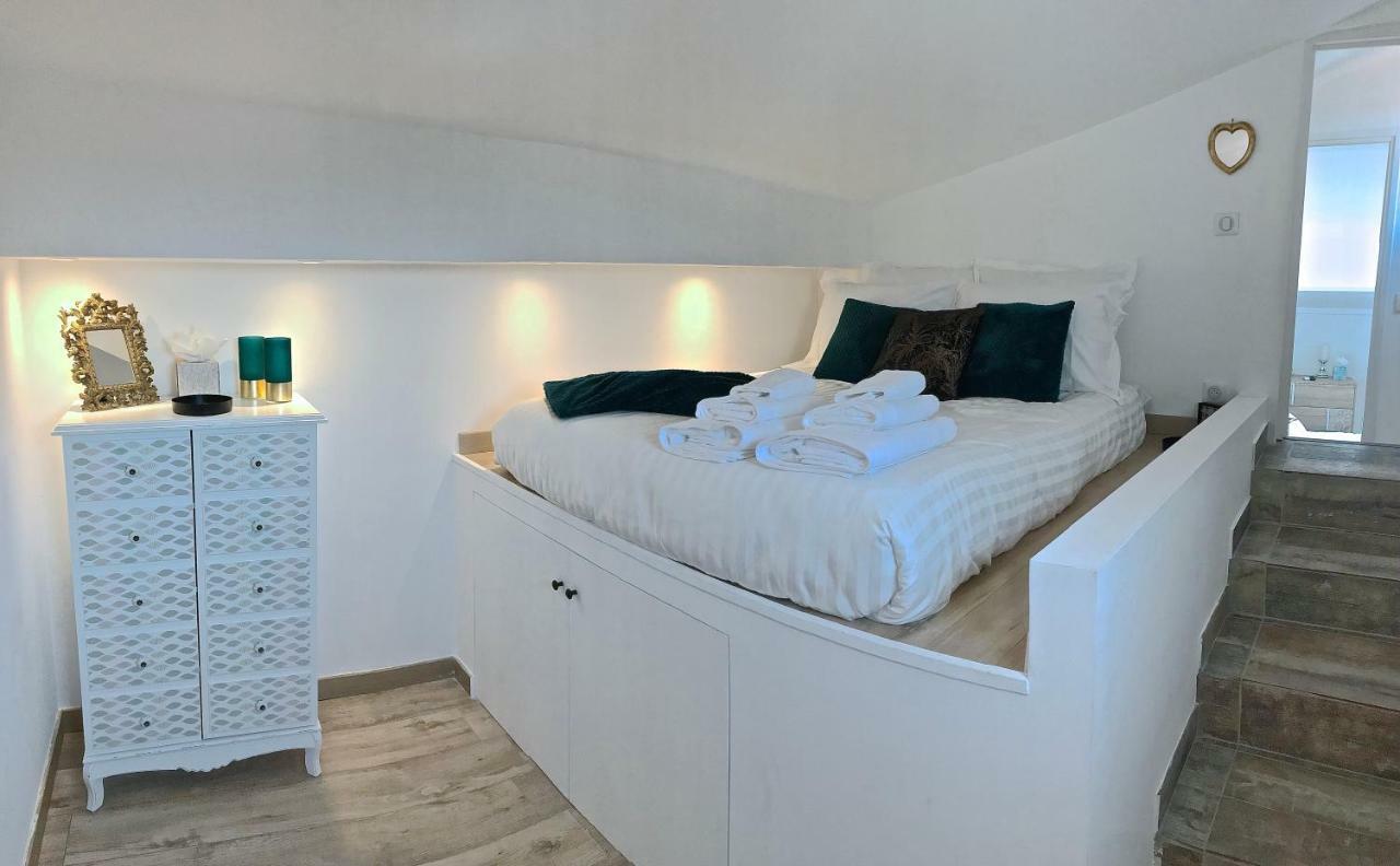 Appartement Vieil อองทีบส์ ภายนอก รูปภาพ